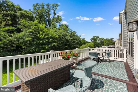 Exterior - 2912 Shaws Rd, Edgemere, MD 21219 photo 8 of 11