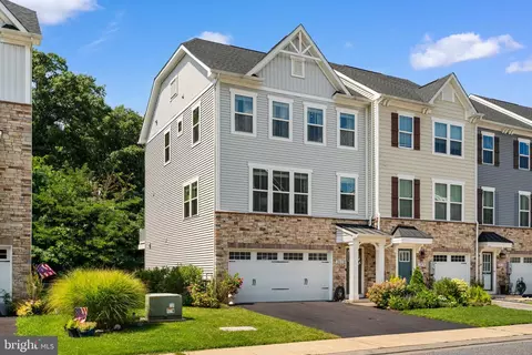 Exterior - 2912 Shaws Rd, Edgemere, MD 21219 photo 3 of 11