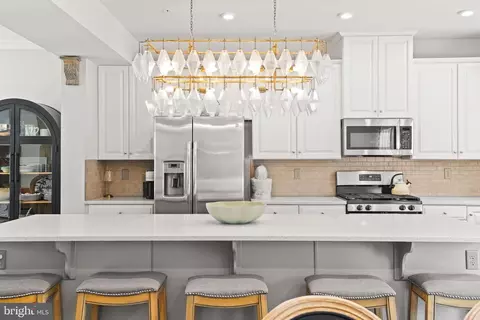 Kitchen - 2912 Shaws Rd, Edgemere, MD 21219 photo 5 of 6