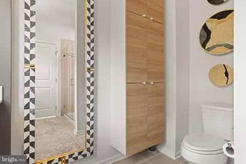 Entry Way - 2912 Shaws Rd, Edgemere, MD 21219 photo 14 of 15