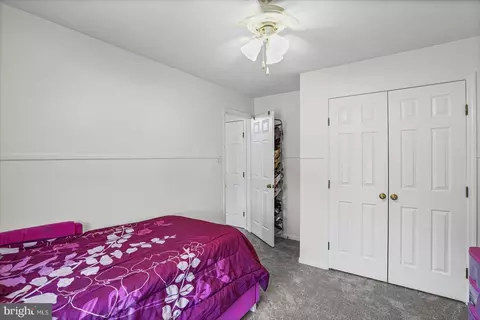 Bedroom - 2103 Cross Trails Rd, Windsor Mill, MD 21244 photo 4 of 6