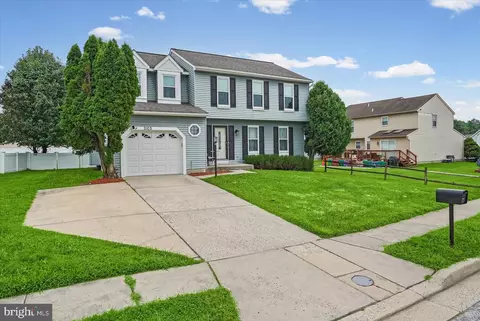 Exterior - 2103 Cross Trails Rd, Windsor Mill, MD 21244 photo 3 of 10