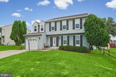 Exterior - 2103 Cross Trails Rd, Windsor Mill, MD 21244 photo 4 of 10