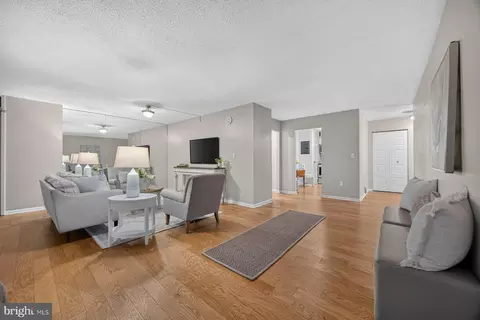 Living - 205 E Joppa Rd, Towson, MD 21286 photo 6 of 8