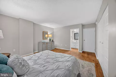 Bedroom - 205 E Joppa Rd, Towson, MD 21286 photo 3 of 7