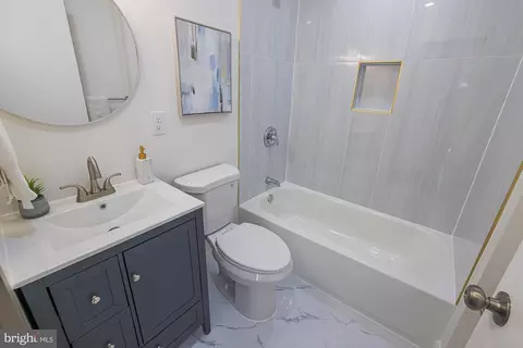 Bath - 3733 Coronado Rd, Windsor Mill, MD 21244 photo 4 of 7