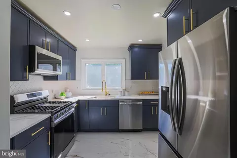 Kitchen - 3733 Coronado Rd, Windsor Mill, MD 21244 photo 2 of 4