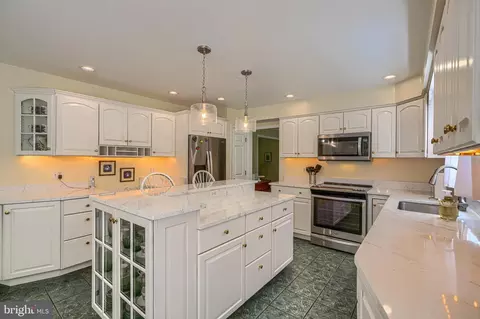 Kitchen - 6109 Fork Woods Rd, Baldwin, MD 21013 photo 1 of 6