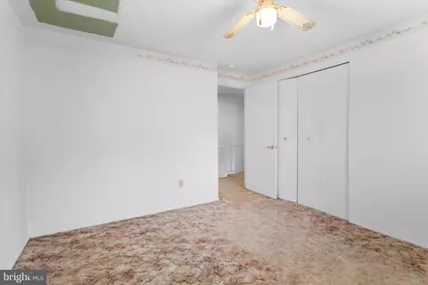 Bedroom - 5677 Arnhem Rd, Baltimore, MD 21206 photo 2 of 4