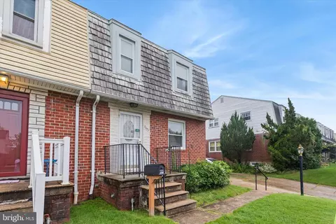 Exterior - 5677 Arnhem Rd, Baltimore, MD 21206 photo 2 of 8