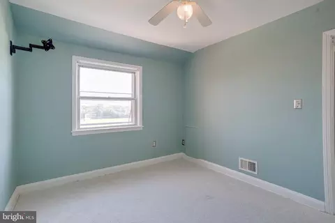Bedroom - 8340 Kavanagh Rd, Dundalk, MD 21222 photo 10 of 12