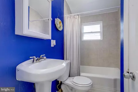 Bath - 8340 Kavanagh Rd, Dundalk, MD 21222 photo 1 of 2