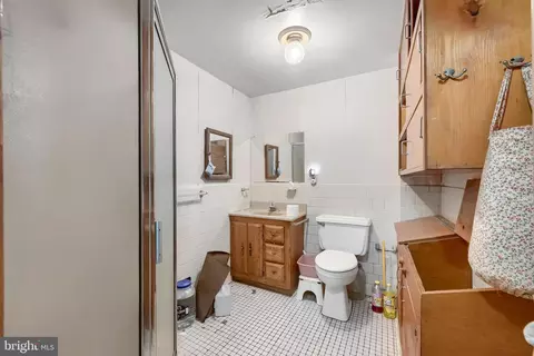 Bath - 13006 Eastern Ave, Middle River, MD 21220 photo 1 of 2