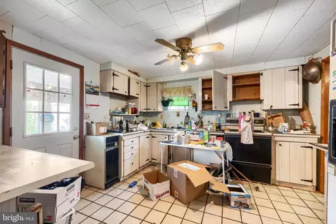 Kitchen - 13006 Eastern Ave, Middle River, MD 21220 photo 1 of 1