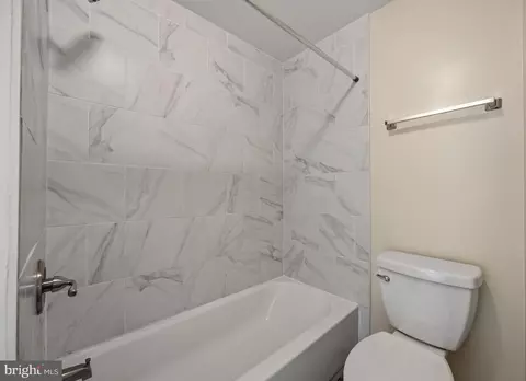 Bath - 4 Van Ct, Baltimore, MD 21206 photo 2 of 2