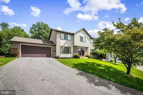 12 Oak Hill Ct, Owings Mills, MD 21117