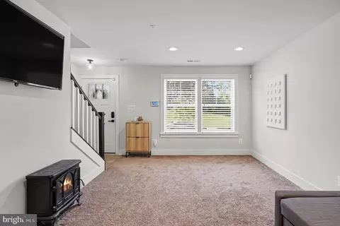 Entry Way - 4306 Klosterman Ave, Nottingham, MD 21236 photo 1 of 14