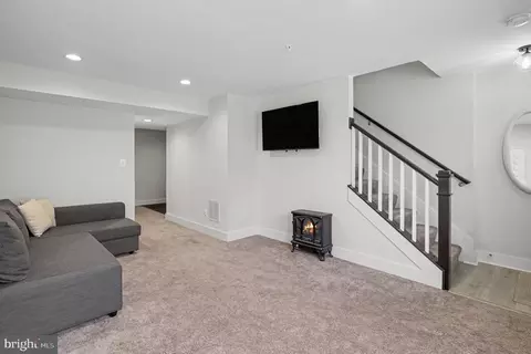 Entry Way - 4306 Klosterman Ave, Nottingham, MD 21236 photo 2 of 14