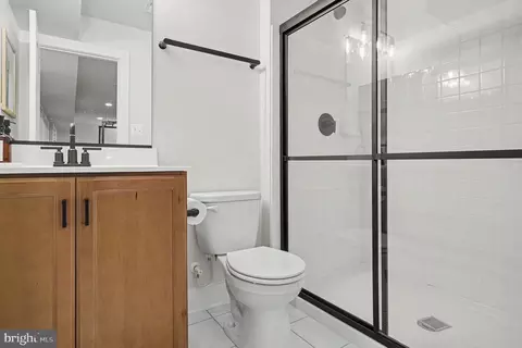 Bath - 4306 Klosterman Ave, Nottingham, MD 21236 photo 1 of 2