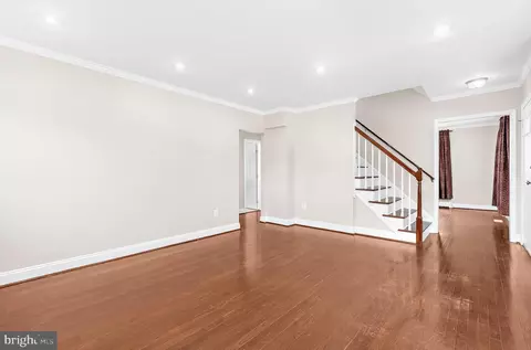 Living - 243 4th Ave, Halethorpe, MD 21227 photo 2 of 8