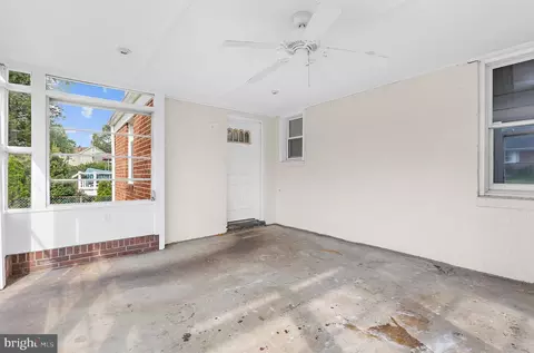 Exterior - 243 4th Ave, Halethorpe, MD 21227 photo 6 of 12