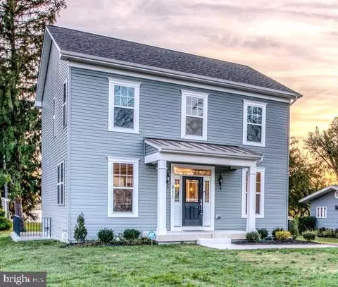 3025 5th Ave, Parkville, MD 21234