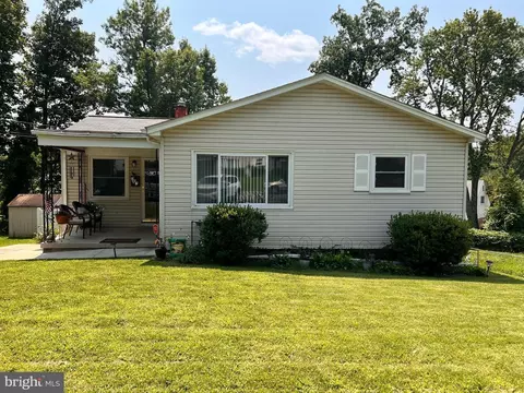 217 Carnation Ct, Pikesville, MD 21208