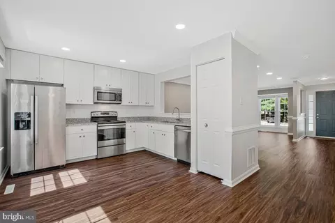 15 Tartan Ct, Reisterstown, MD 21136
