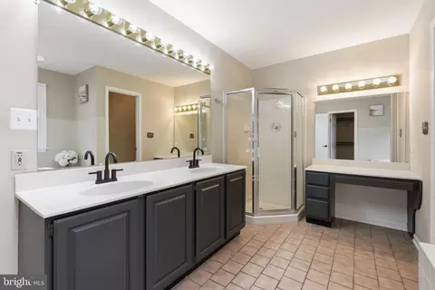 Bath - 14615 Manor Rd, Phoenix, MD 21131 photo 1 of 5