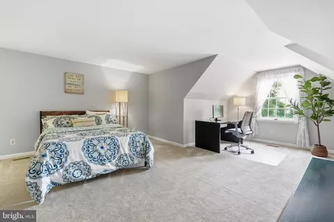 Bedroom - 14615 Manor Rd, Phoenix, MD 21131 photo 4 of 9