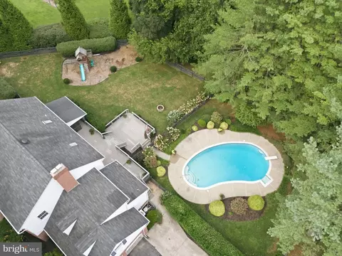 Exterior - 14615 Manor Rd, Phoenix, MD 21131 photo 7 of 12