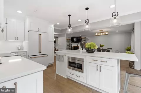 Kitchen - 14615 Manor Rd, Phoenix, MD 21131 photo 1 of 5