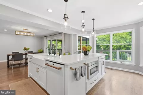 Kitchen - 14615 Manor Rd, Phoenix, MD 21131 photo 5 of 5