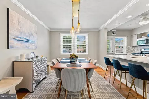 Dining - 80 Dunkirk Rd, Baltimore, MD 21212 photo 1 of 3