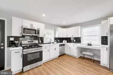 Kitchen - 20 Transverse Ave, Middle River, MD 21220 photo 1 of 2