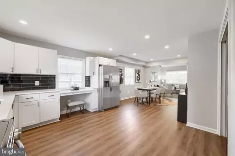 Entry Way - 20 Transverse Ave, Middle River, MD 21220 photo 6 of 8