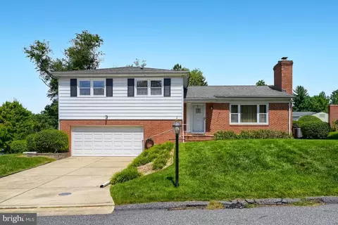 7803 Ruxway Rd, Towson, MD 21204