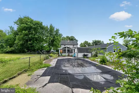 Exterior - 2923 N 2925 N Rolling Rd, Windsor Mill, MD 21244 photo 3 of 16
