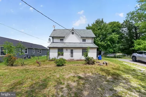 Exterior - 2923 N 2925 N Rolling Rd, Windsor Mill, MD 21244 photo 9 of 16