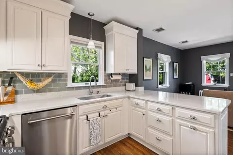 Kitchen - 620 Murdock Rd, Baltimore, MD 21212 photo 2 of 4