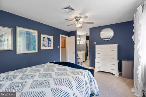Bedroom - 620 Murdock Rd, Baltimore, MD 21212 photo 2 of 5
