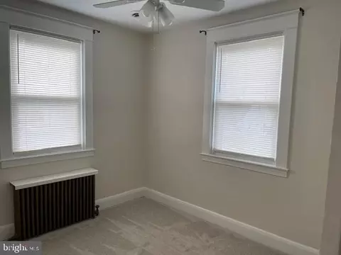 Bedroom - 2901 Delmar Ave, Sparrows Point, MD 21219 photo 2 of 2