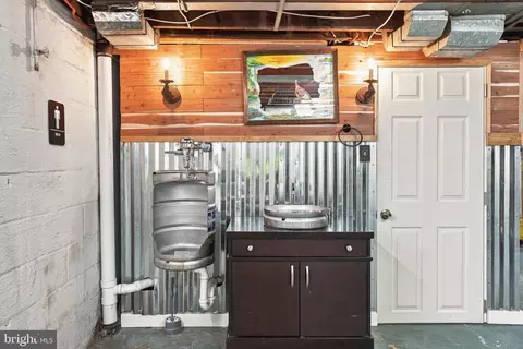 Bath - 2611 N Snyder Ave, Sparrows Point, MD 21219 photo 1 of 1