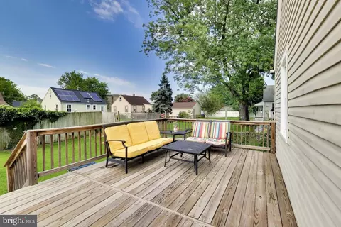 Exterior - 87 Wise Ave, Dundalk, MD 21222 photo 4 of 9