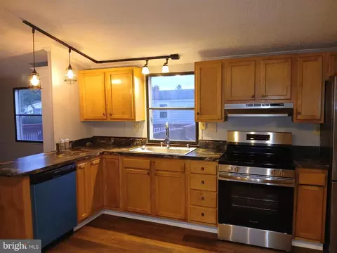 114 Roundup Rd, Middle River, MD 21220 photo 12