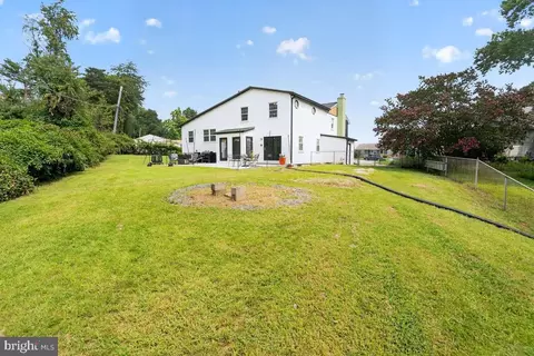 Exterior - 2 Palo Ct, Halethorpe, MD 21227 photo 3 of 4