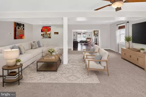Living - 2 Palo Ct, Halethorpe, MD 21227 photo 5 of 5