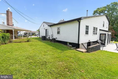 Exterior - 2 Palo Ct, Halethorpe, MD 21227 photo 2 of 4