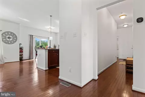 Entry Way - 1932 Rushley Rd, Baltimore, MD 21234 photo 7 of 18