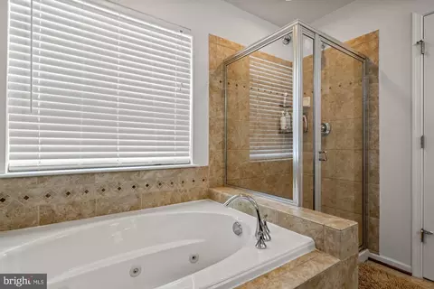 Bath - 1932 Rushley Rd, Baltimore, MD 21234 photo 3 of 4
